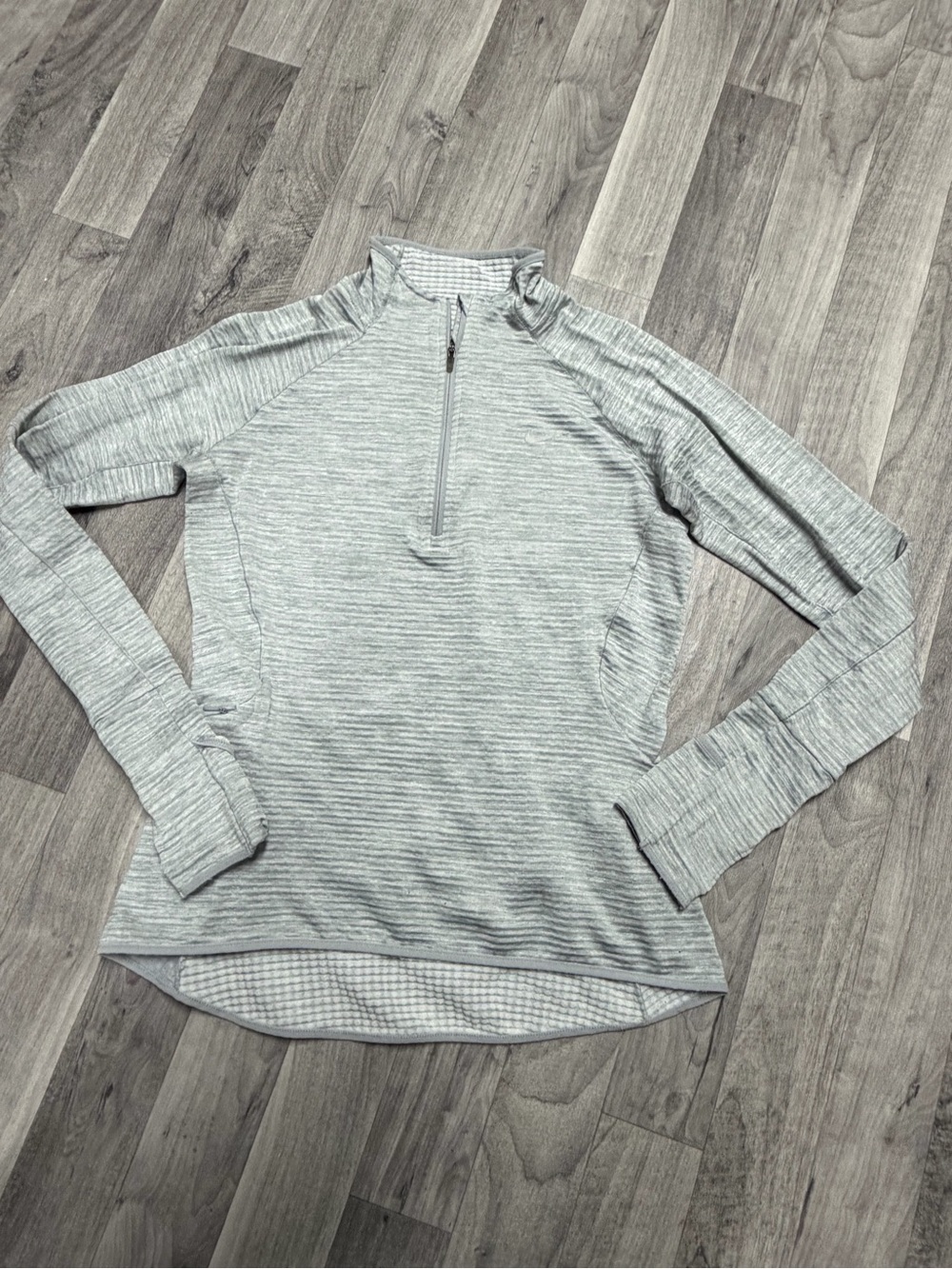 Nike Light Gray Heathered Long Sleeve Half-Zip Top